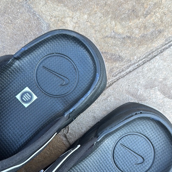 Nike Black Slide Sandals - Picture 2 of 6
